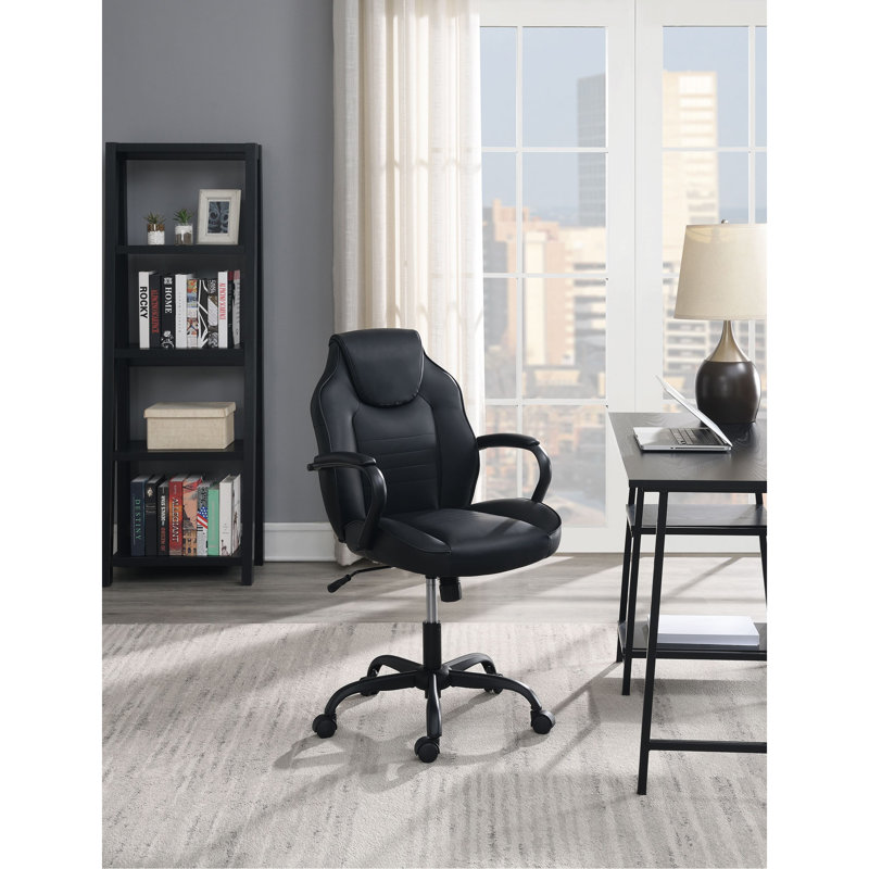 Chaise de bureau en similicuir noir