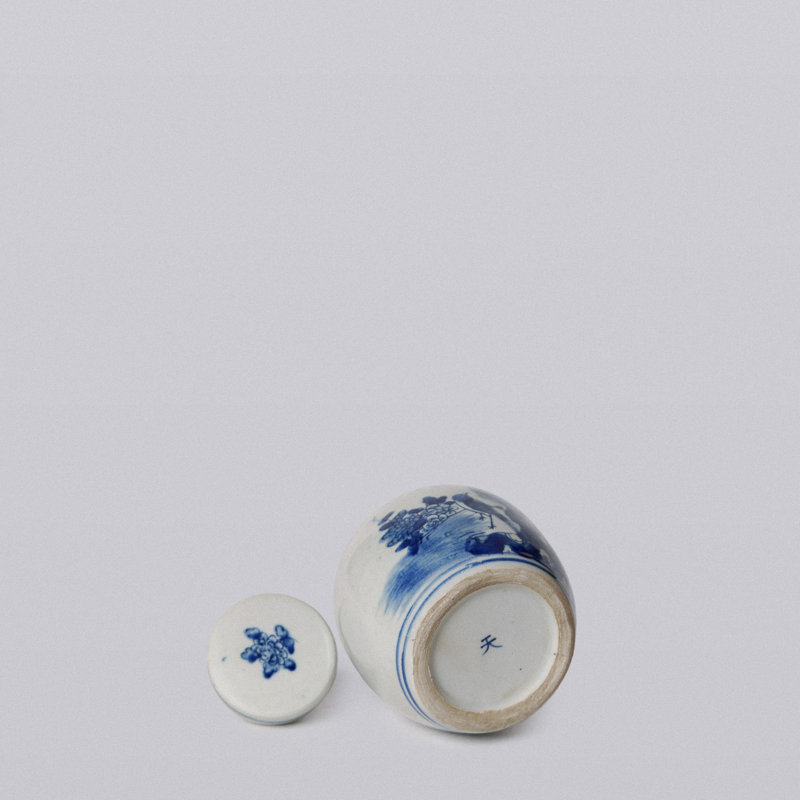 Mini pot rond bleu et blanc en porcelaine