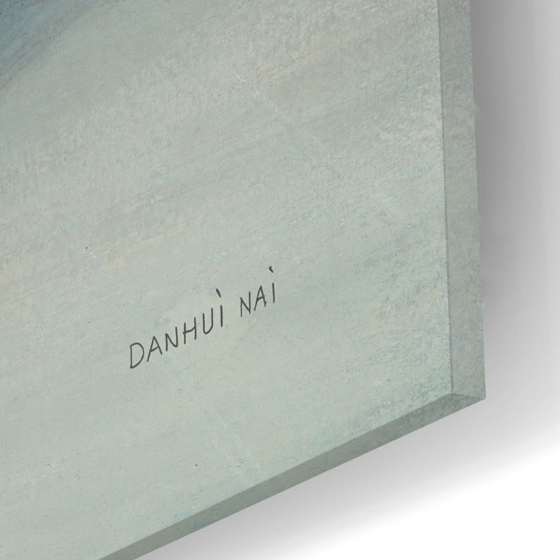 «Single White Tulip» par Danhui Nai, art mural en verre acrylique, H 12 po x l 12 po x P 0,13 po