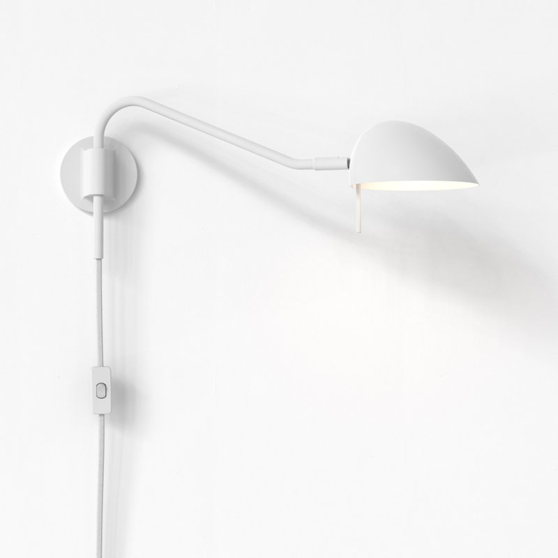 Serge 1 - Light Armed Sconce, Matte White