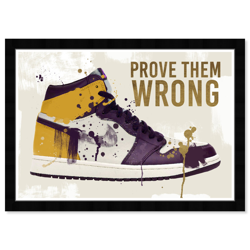 «Sports and Teams Great Things Sneaker Modern Yellow», impression murale sur papier, Noir