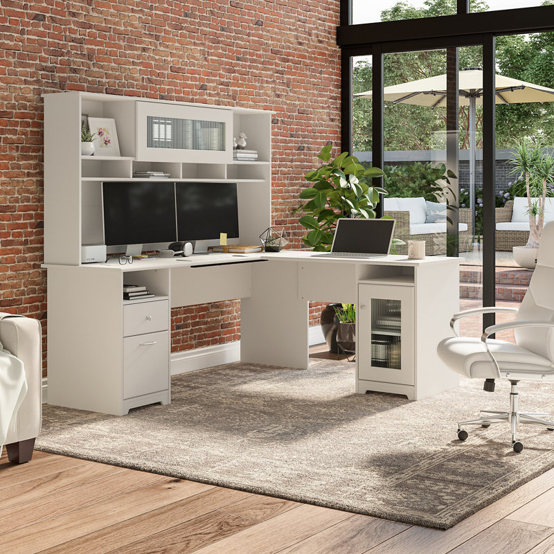 Bureau de 72 po Paelynn, Blanc, H 66,3 po x l 71,69 po x P 68,5 po