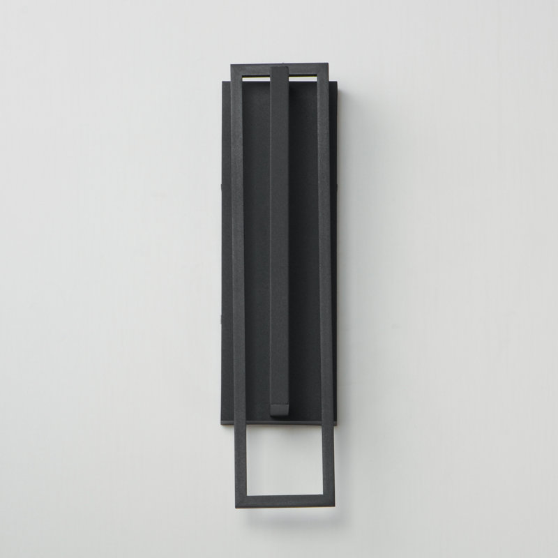 Support mural Formation VX pour l'extérieur, H 18 po x l 4,75 po x P 4,75 po
