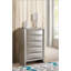 Commode Marilla G1503-CH avec tiroirs à queue d'aronde et finition champagne argentée, parfaite pour les chambres à coucher modernes-555652044