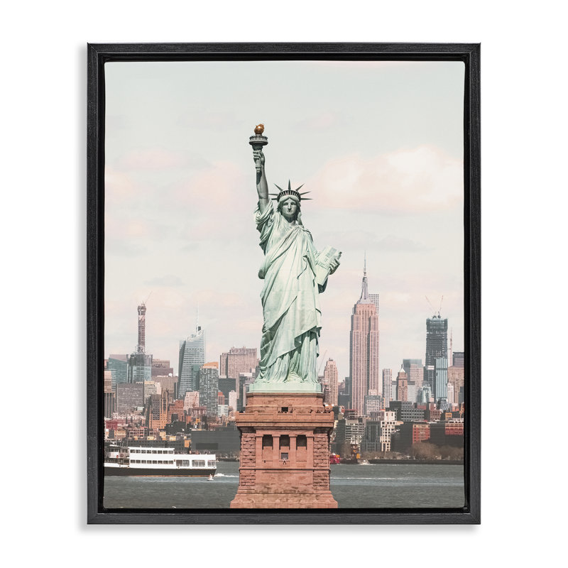 Statue de la Liberté, horizon noir encadré sur toile flottante par Nataly White, Cadre flottant noir de jais