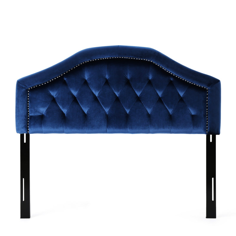 Tête de lit grand et grand lit - Revêtement en velours bleu marine avec capitonnage à boutons et détails cloutés délicats pour une chambre luxueuse et confortable
