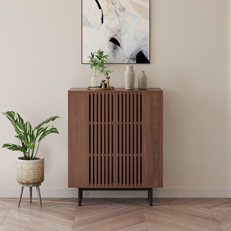 Armoire d'appoint 35,43 po, 6 compartiments, design creux, placage en bois massif, pieds en métal, Brun