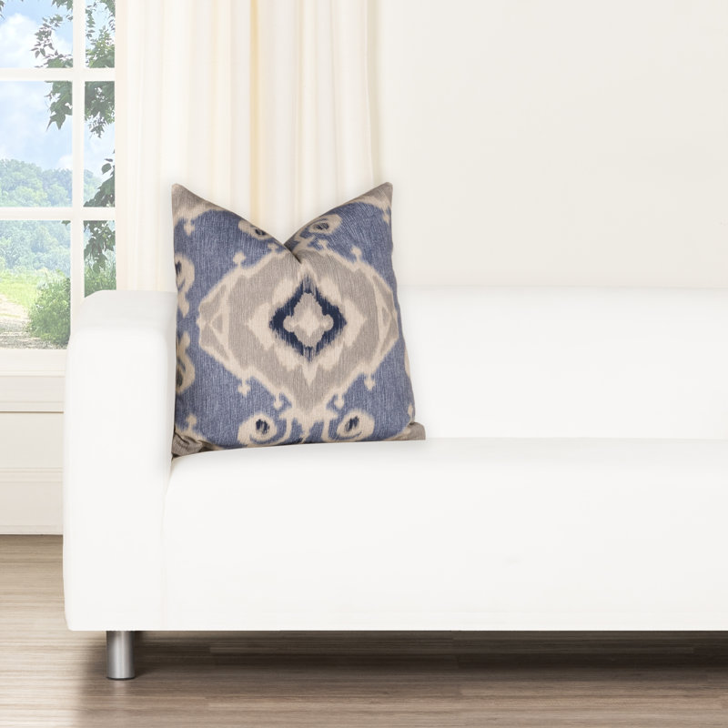 Coussin 100% coton Magnolia Home Fashions Delhi Batik, H 20 po x l 20 po, Polyester, Chambray Blue Ikat