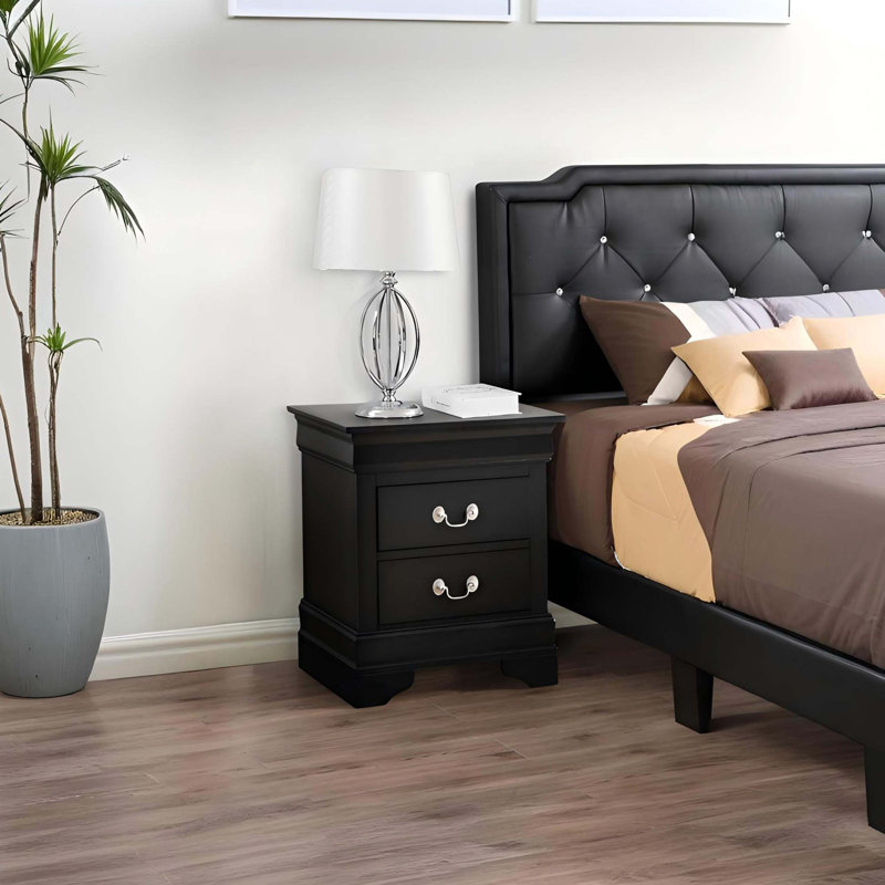 Elegant Traditional Nightstand