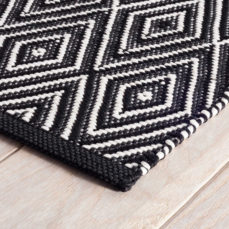 Diamond Flatweave Geometric Area Rug, Rectangle 2' x 3', Black/Ivory