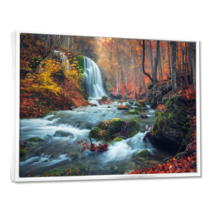 Autumn Mountain Waterfall Long View - Reproduction de photo sur toile tendue, H 30 po x l 40 po, Blanc