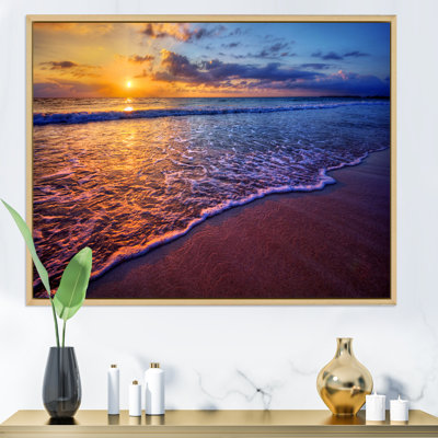 Coucher de soleil sur une plage de l'océan IV - photographie sur toile