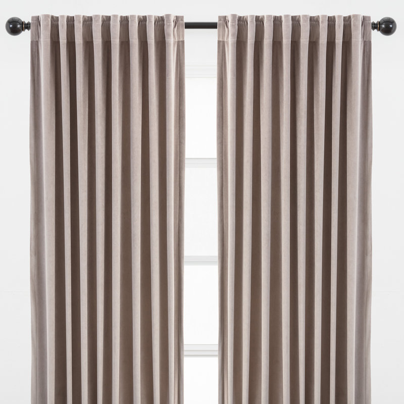 Paire de rideaux obscurcissant Hlever, L 52 po x L 108 po, Taupe