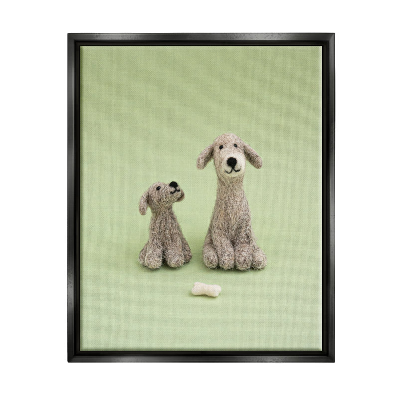«Happy Dogs and Bone Green» par Sally Swatland - photographie, H 21 po x l 17 po x P 1,7 po, Toile avec cadre flottant noir