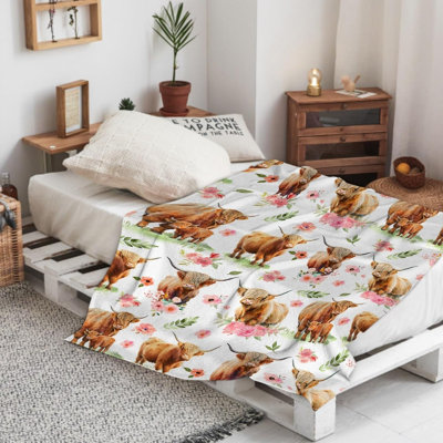 Highland Cow Blanket - Soft Cozy Plush Fleece Warm Throw for Women - Cow Gifts and Decor - 30"x40"