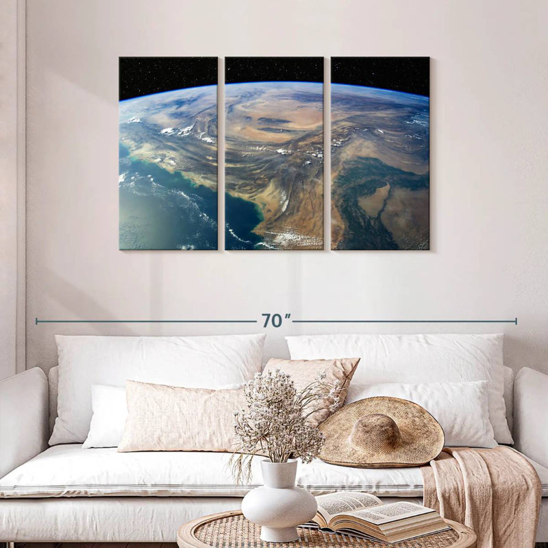 Oberle Earth, 28" H x 45" W