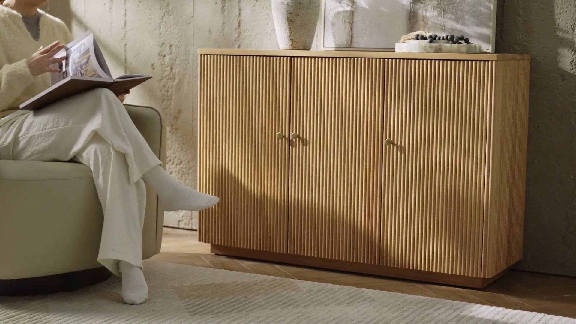 Ebern Designs Martha Modern 48