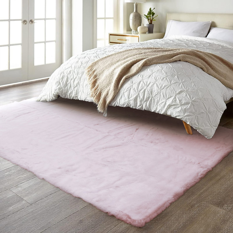 Umeh Cozy Faux Rabbit Fur Area Rug Machine Washable Rug in Pink, Rectangle 6' x 9'