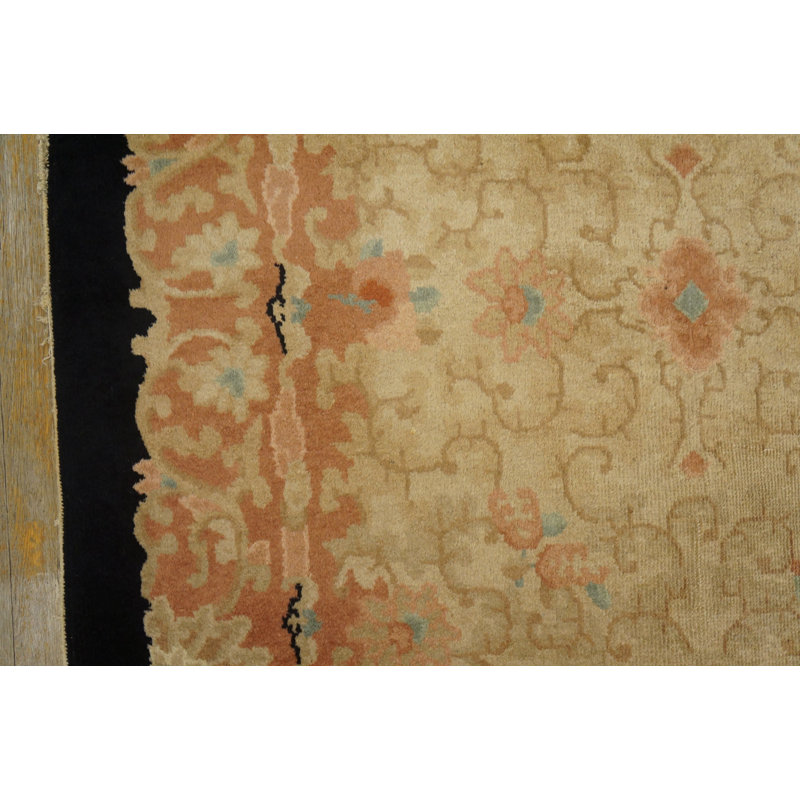 Hand Knotted Wool Floral Area Rug