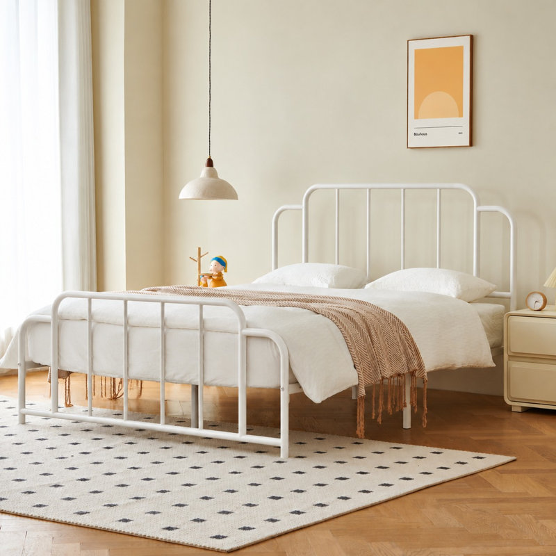 Lit plateforme en métal Gurtha, Double, Blanc