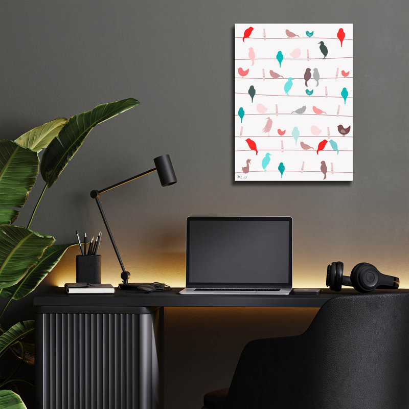 «Bird Love Pattern» par Mark Ashkenazi, H 16 po x l 12 po x P 0,13 po