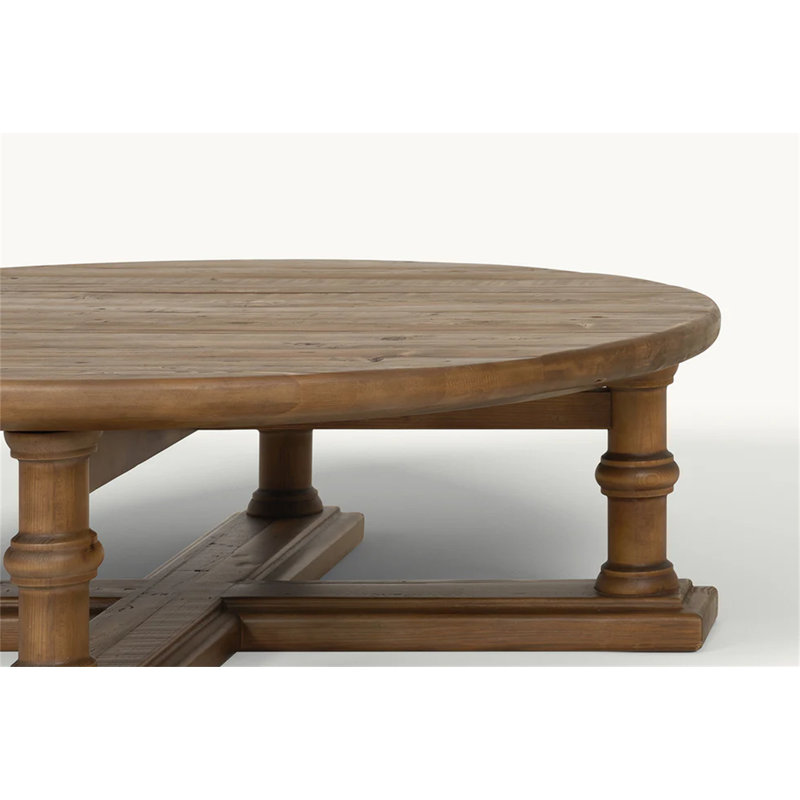Forme classique pour tables basses de salon en pin
