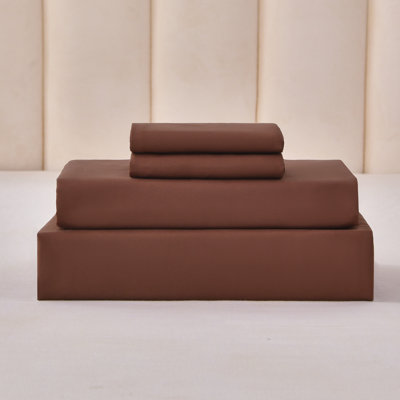 Solid Color 4-Piece Bed Sheet Set With Ultra-Fine Fiber Suitable For Family Bedrooms