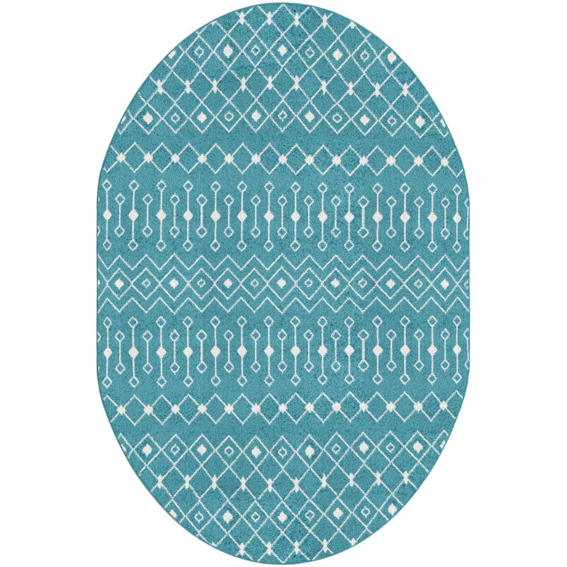 Geometric Indoor Rug, Oval 5'3" x 8'