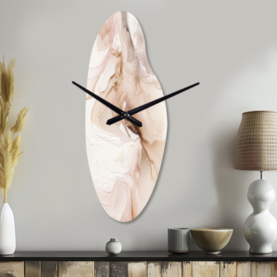 Horloge murale asymétrique en marbre brun délicat II - horloge asymétrique en métal moderne