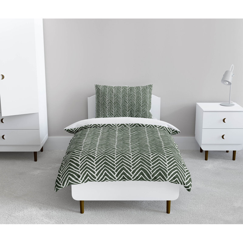 Chevron Block Decorative Lightweight Comforter Set, Green
