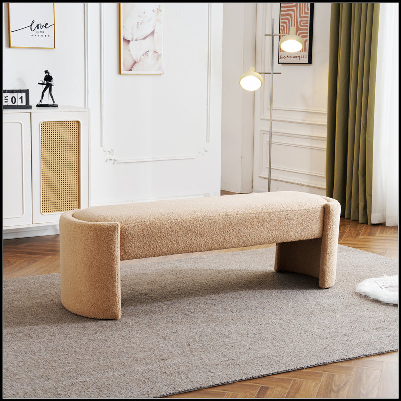 Banc long et élégant avec repose-pieds