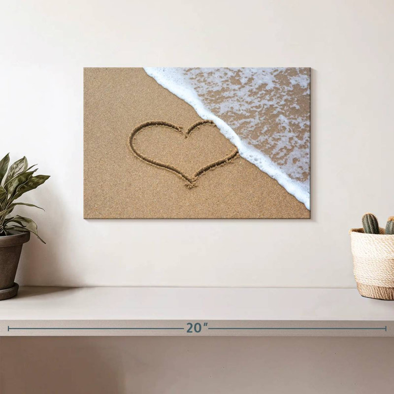 Gillard Heart sur la plage de sable, H 8 po x l 12 po