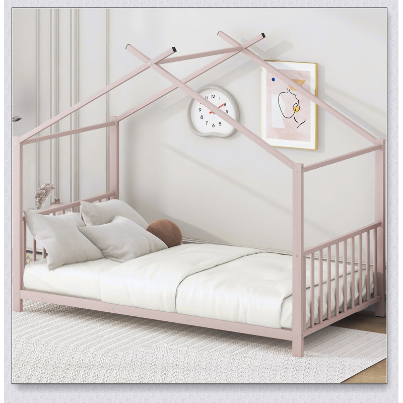 Lit plateforme en métal, Rose
