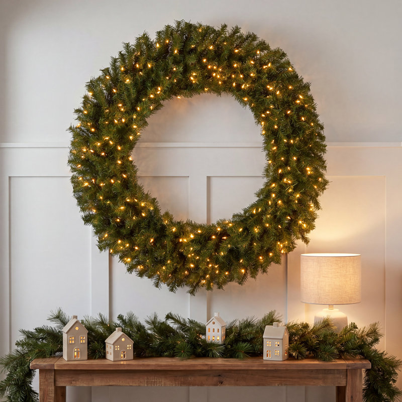 Couronne de sapin 48 po 48 po avec 300 lumières DEL blanc chaud + transformateur 3,6 W - UL / CUL - 2 pièces, 48"