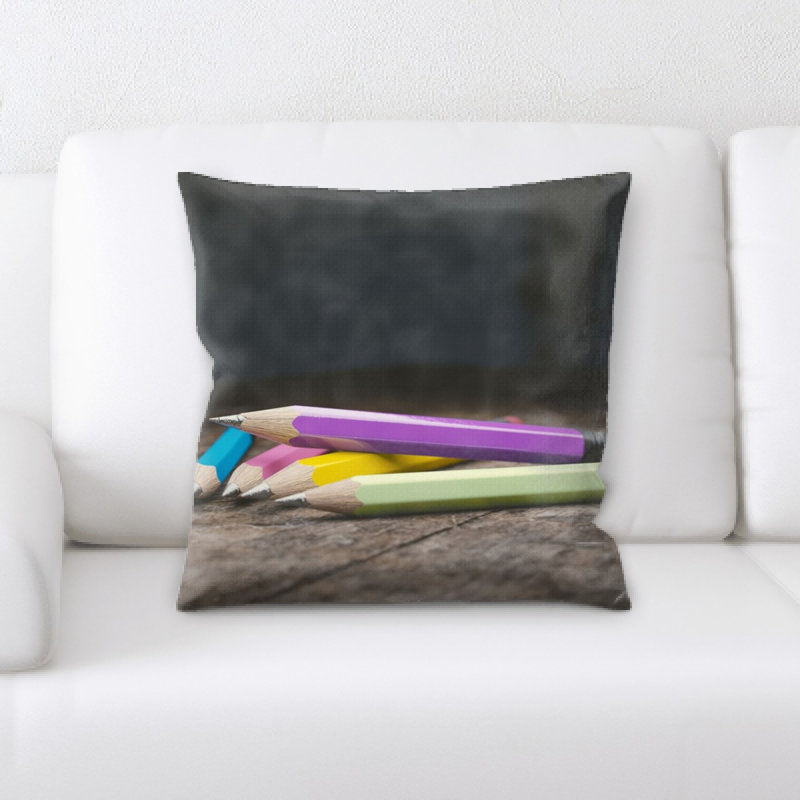 Coussin décoratif à crayons