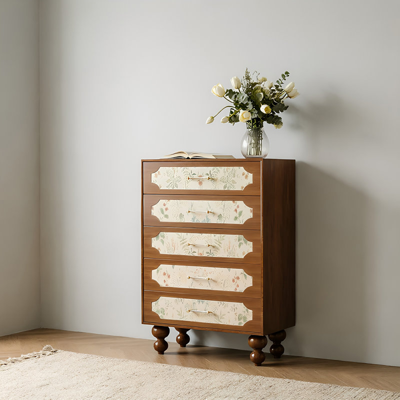 Armoire décorative française simple