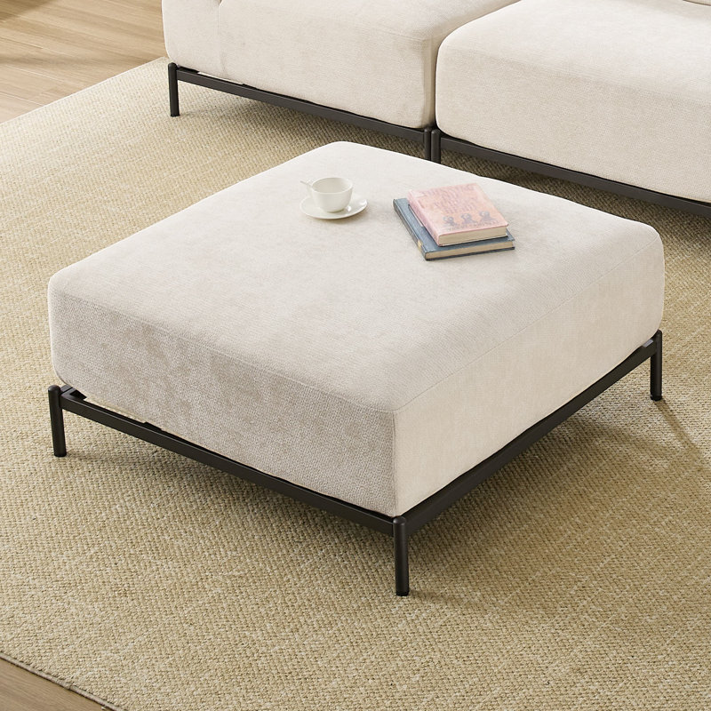 Repose-pieds en chenille, Beige