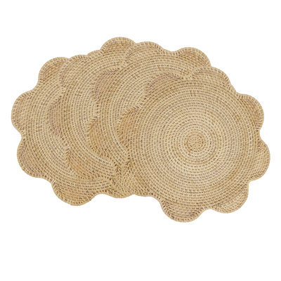 Scalloped Rattan Round Placemats (Set of 4) – Handwoven Natural Fiber Design for Dining, Entertaining & Everyday Table Settings, 15"