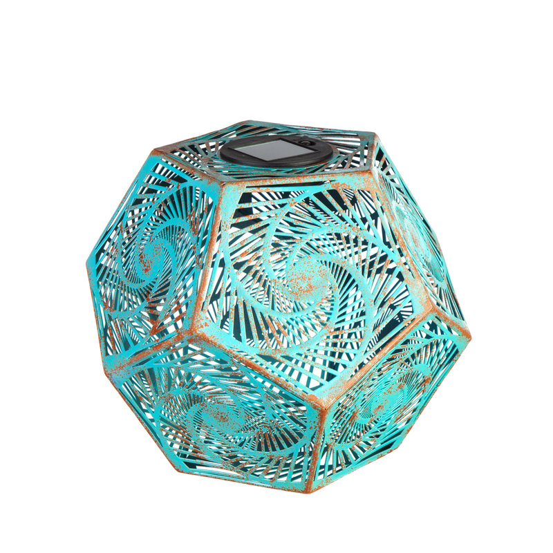 Lanterne solaire à découpes en métal à changement de couleur solaire, grande, H 8,5 po x l 10 po x P 10 po