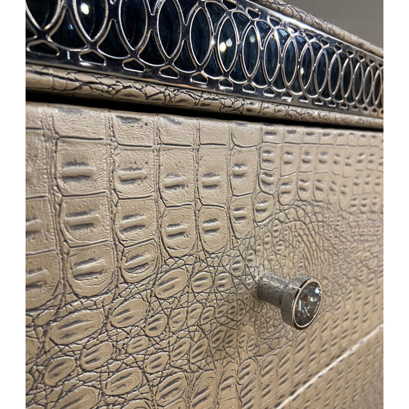Hollywood Swank 8 - Drawer Dresser