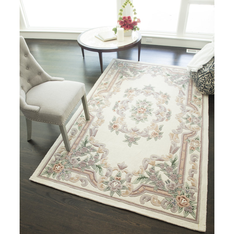 Tapis traditionnel ivoire Aubusson, Rectangle de 5 pi x 8 pi