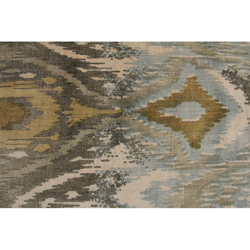 Koda Damask Area Rug in Gray, Rectangle 8' x 10'