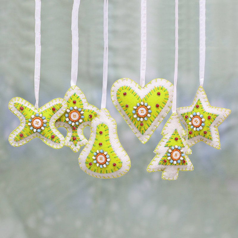 Ensemble de 6 pièces de noël dans un ensemble d’ornement en forme de fêtes à billes