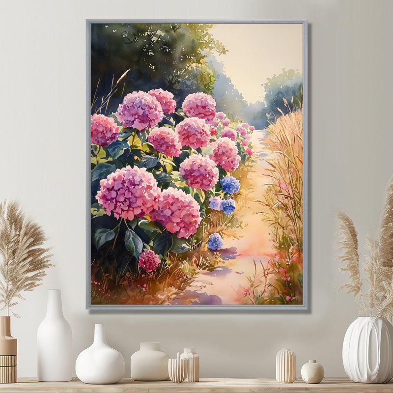 Hydrangeas in a Country Lane I - Hydrangea Wall Art, H 20 po x l 12 po, Reproduction avec cadre flottant, Argent argent