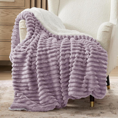 Jeté Sherpa pour canapé - couverture douillette super douce pour le lit, couverture chaude en molleton épais pour l'hiver, jeté en peluche pour femme, 50 x 60 pouces
