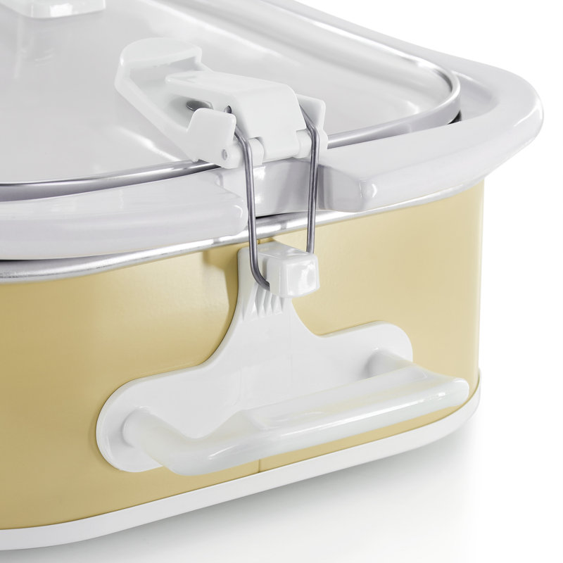 MegaChef 3.5 Quart Casserole Slow Cooker with 3 Temperature Settings, Cream