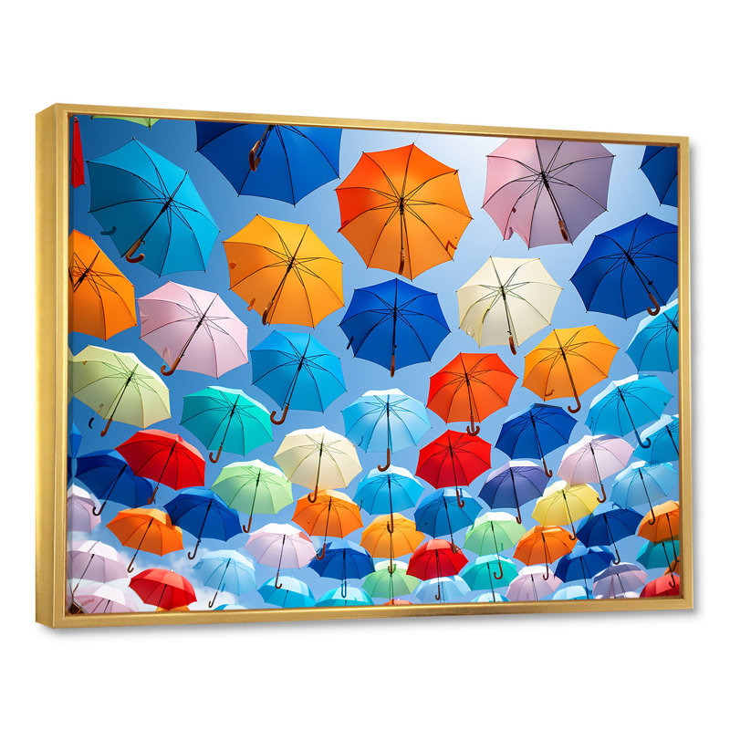 Rainbow Umbrellas Collage sur toile, Cadre flottant doré, H 30 po x l 40 po x P 1,5 po