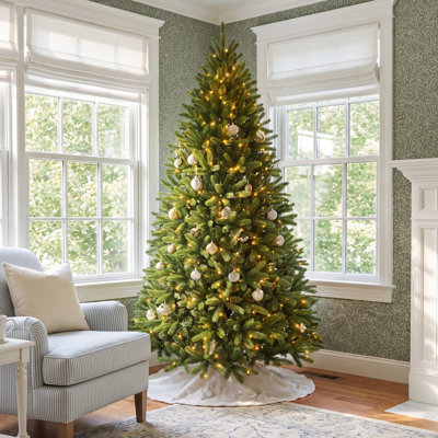 Pre-Lit Spruce Christmas Tree