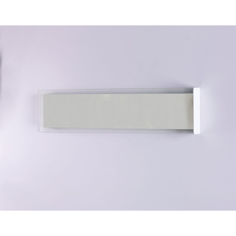 Abbraccio LED Flush Mounted Sconce, White, 9cm H x 21cm W x 4cm D