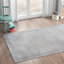 Tapis à poil long gris clair performance de style contemporain Andreanna-497154804